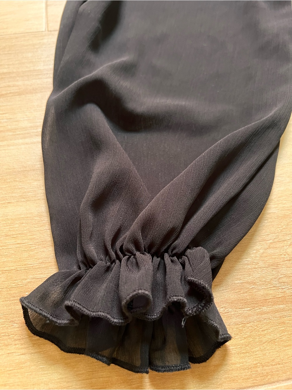 SNDYS Bali Top XS Black Sheer Ruched Drawstring Crop Blouse Revolve Boho - Picture 9 of 12